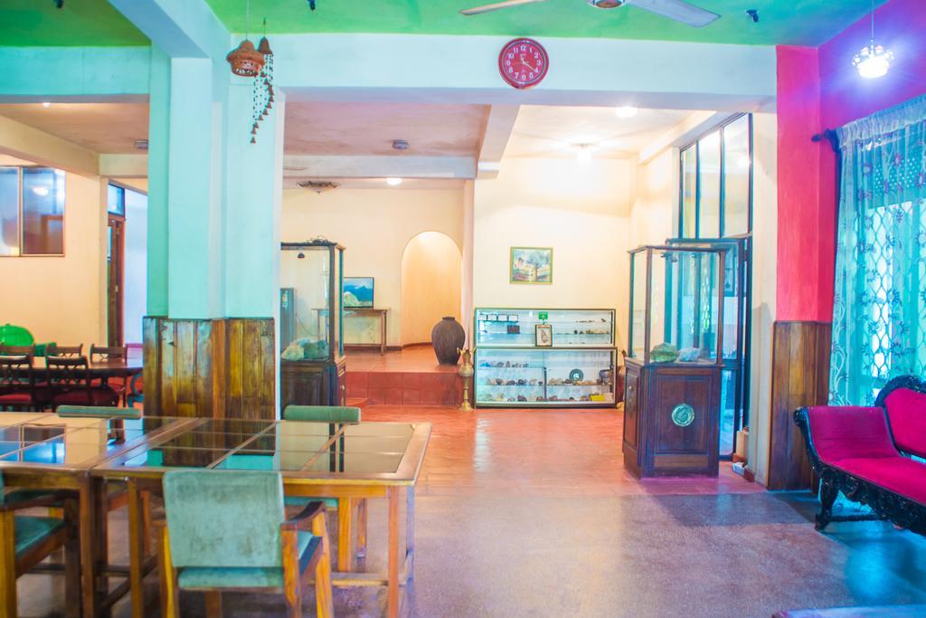 Hotel Gem Land Ratnapura Exterior photo