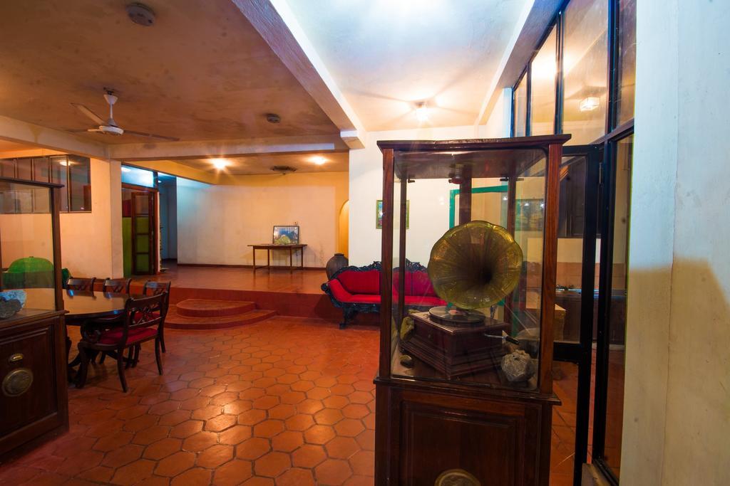 Hotel Gem Land Ratnapura Exterior photo